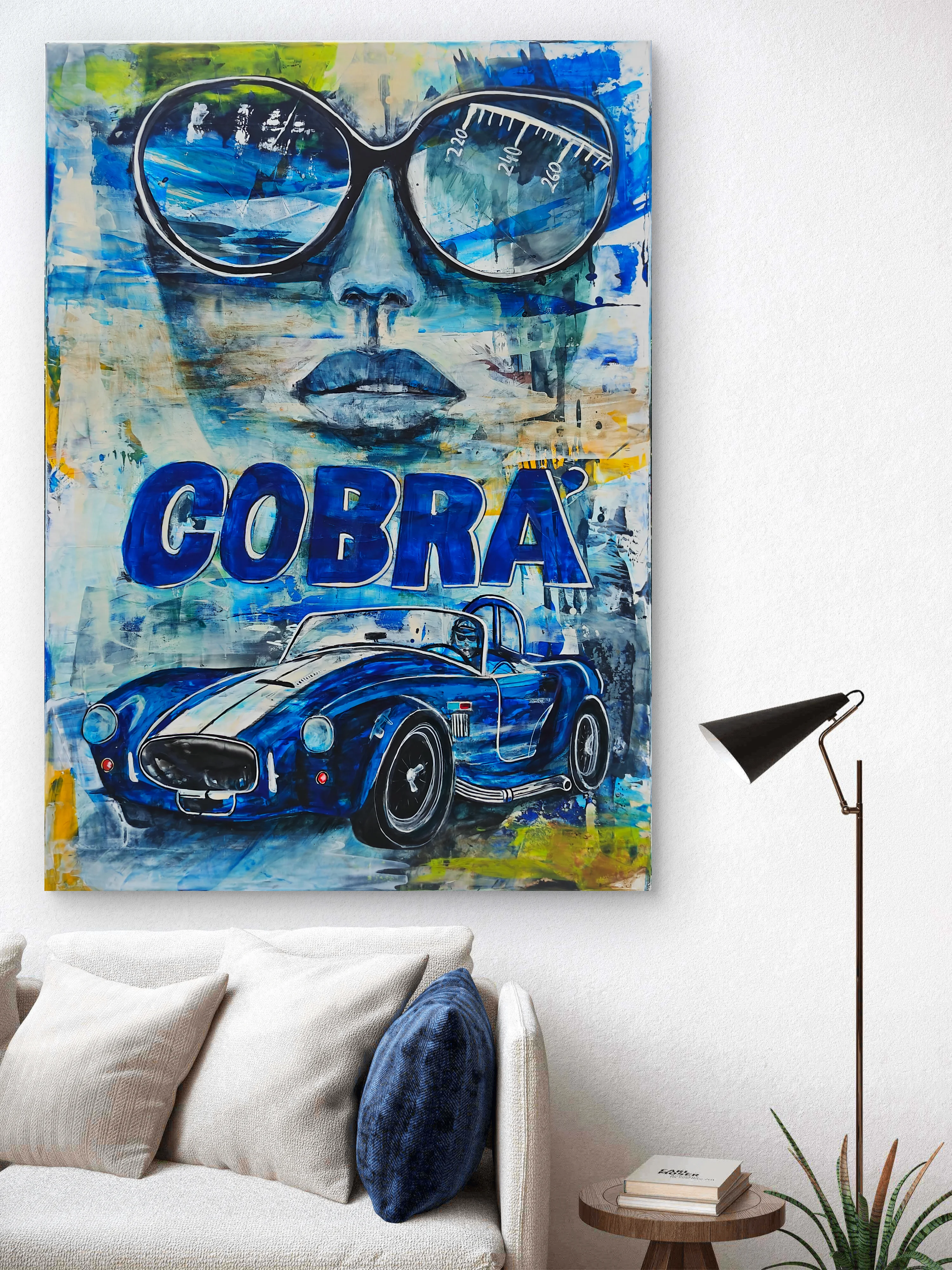 Blauer Mythos auf Hochglanz - Im Raum